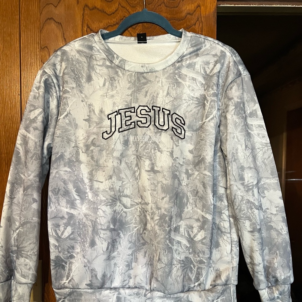Gray Jesus Graphic Sweatshirt
